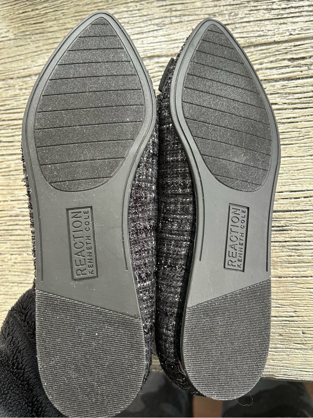 Reaction Kenneth Cole Black Tweed Pointed Ballet Flats with Grosgrain Bow - Picture 4 of 5